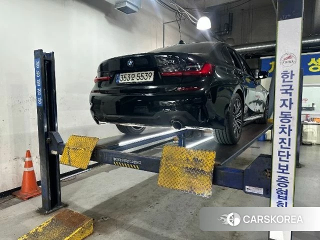 BMW 3 Series (G20) 2021 Черный из Кореи, фото 2