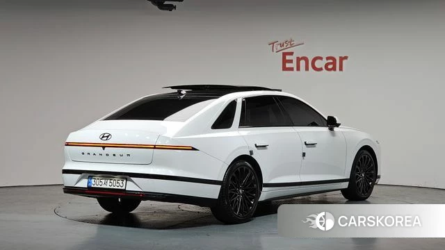 Hyundai Grandeur (GN7) id 3953493 из Кореи 12