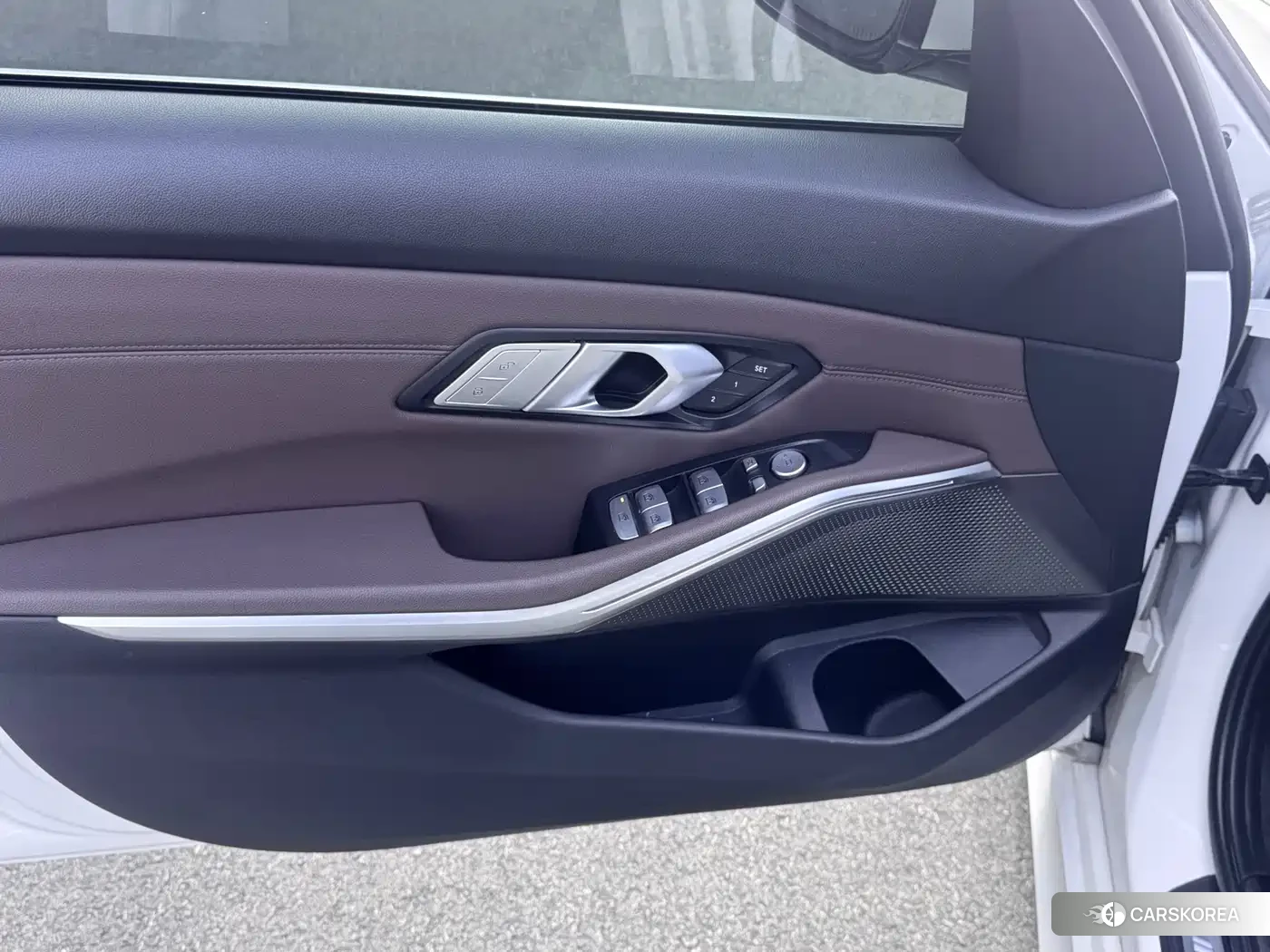 BMW 3 series id 4577857 из Китая 9
