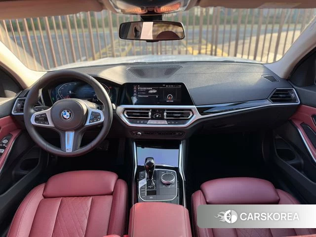 BMW 3 series 2022 Белый из Китая, фото 2