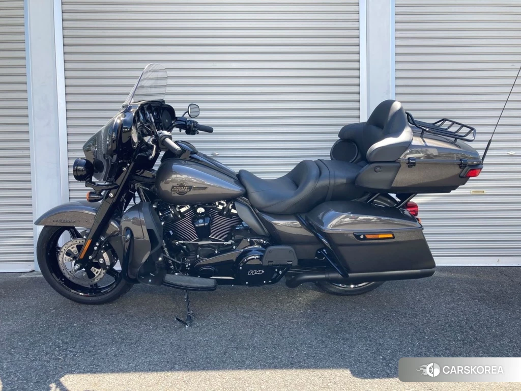 Проданный Harley-Davidson Electra Glide FLHTK1690 2023 из Японии, фото 2
