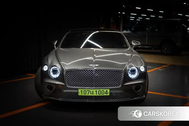 Bentley Continental GT 3rd Generation 2021 Серый из Кореи, фото 2