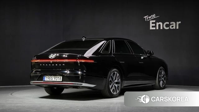 Hyundai Grandeur Hybrid (GN7) id 3897064 из Кореи 12