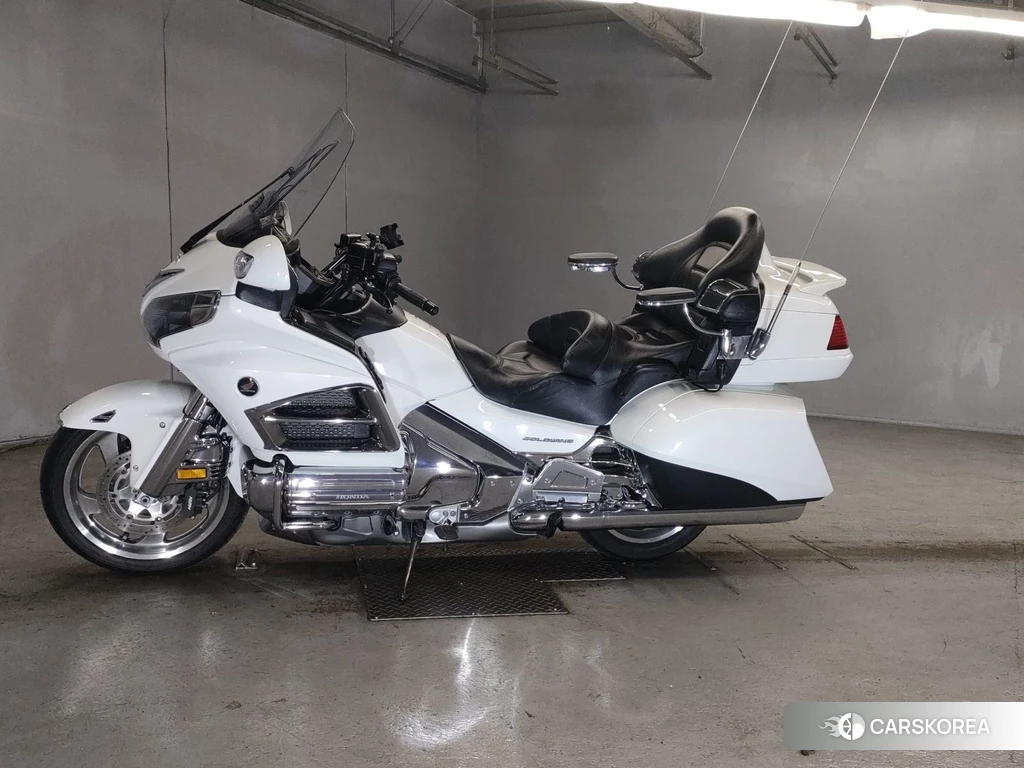 Проданный Honda GL1800 2011 из Японии, фото 2