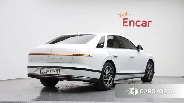 Hyundai Grandeur (GN7) id 3262768 из Кореи 12