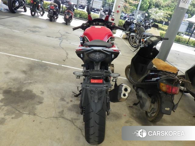 Honda CBR400R id 4184743 из Японии 12