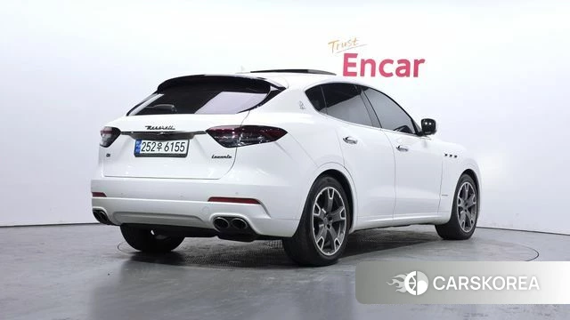 Maserati Levante id 4188647 из Кореи 12
