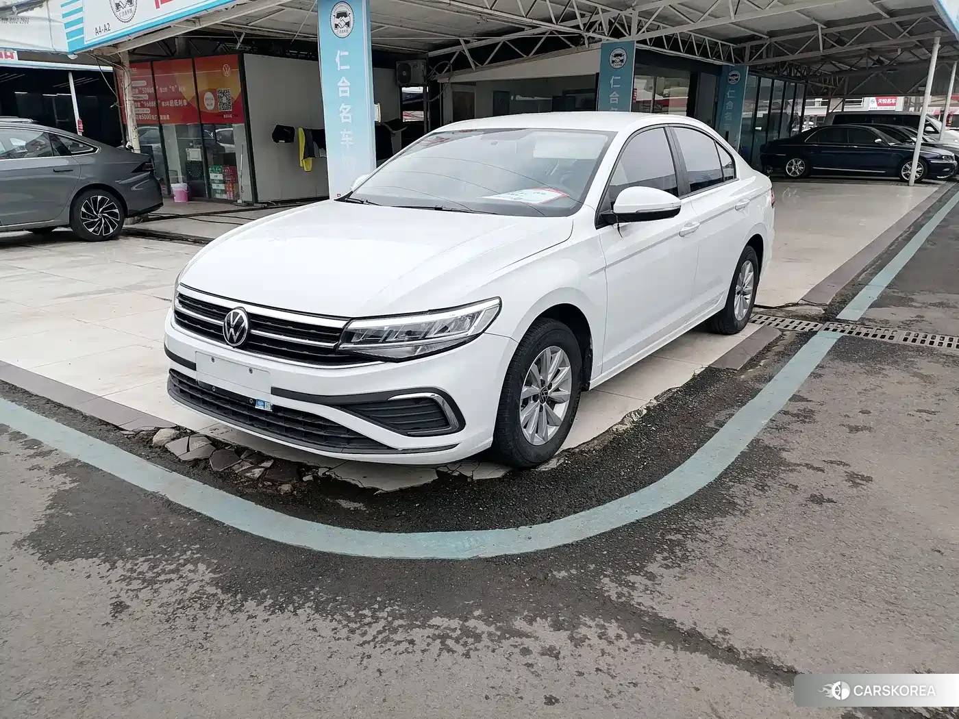 Volkswagen Bora 2024 Белый из Китая, фото 2