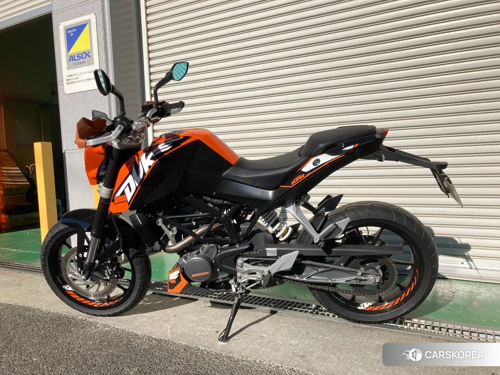 Проданный KTM 200 DUKE 2013 из Японии, фото 2