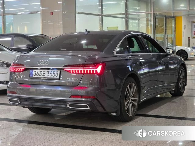 Audi A6 (C8) 2023 Серый из Кореи, фото 2