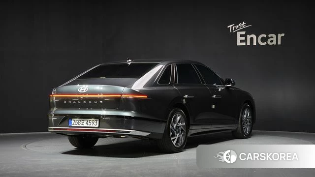 Hyundai Grandeur Hybrid (GN7) id 3837797 из Кореи 12