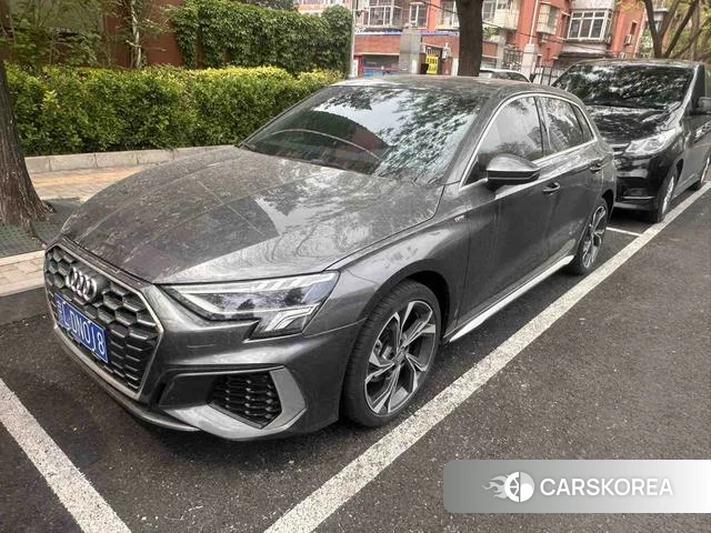 Audi A3 2022 Темно-серый из Китая, фото 3