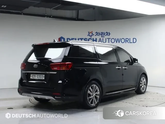 Kia The New Carnival id 3677314 из Кореи 12