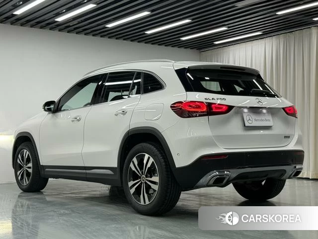 Mercedes-Benz GLA id 4272046 из Китая 8