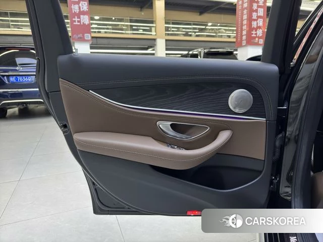 Mercedes-Benz E-class 2022 Черный из Китая, фото 6