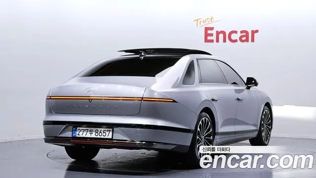 Hyundai Grandeur Hybrid (GN7) id 2910283 из Кореи 12