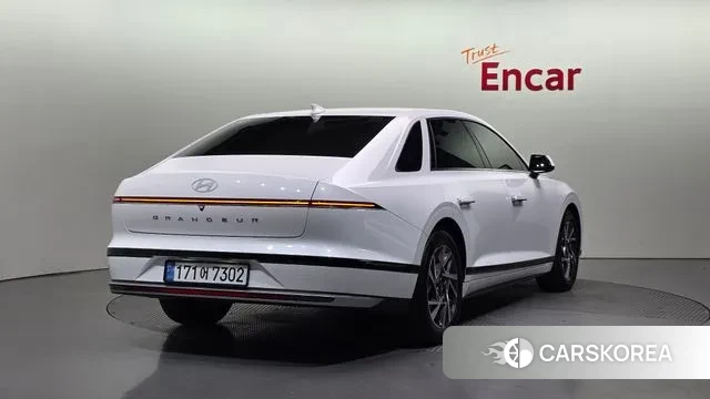 Hyundai Grandeur (GN7) id 3410318 из Кореи 12