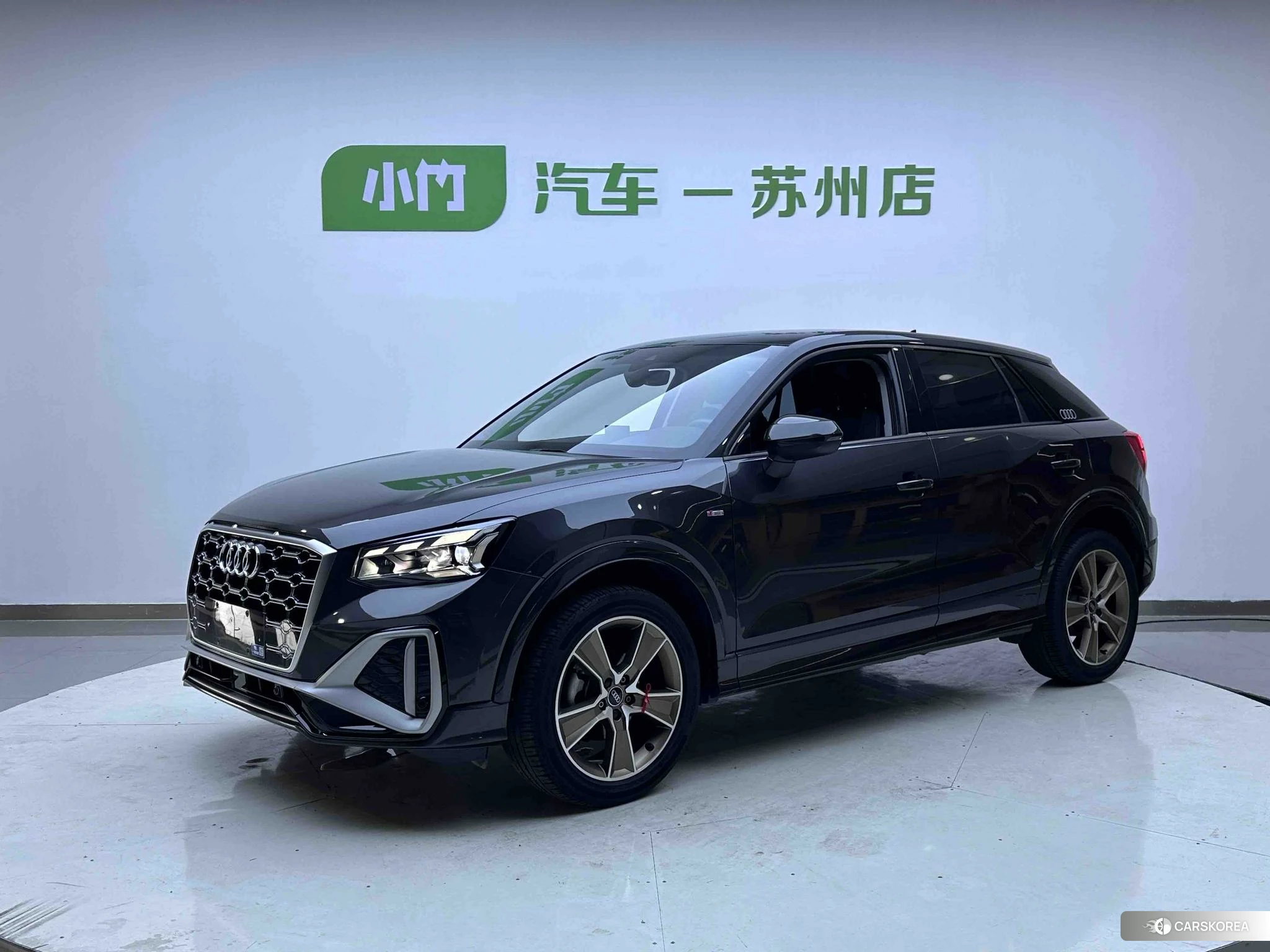 Audi Q2L id 4512639 из Китая 11