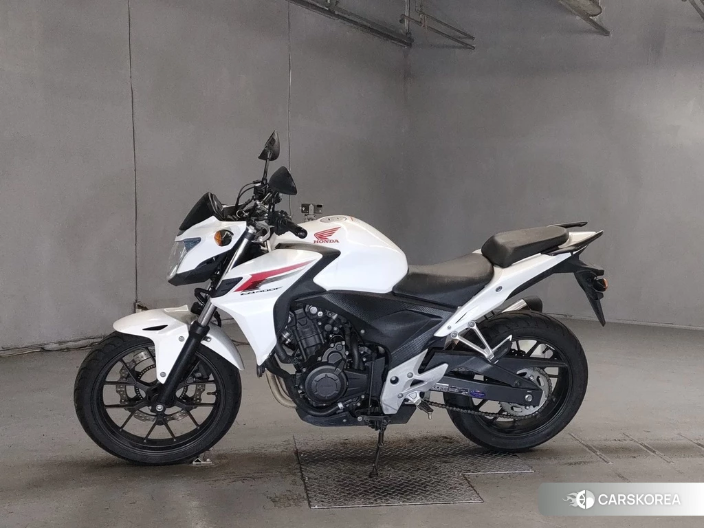Проданный Honda CB400F 2013 из Японии, фото 2