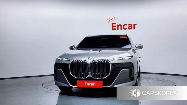 BMW 7 Series (G70) id 4548565 из Кореи 12
