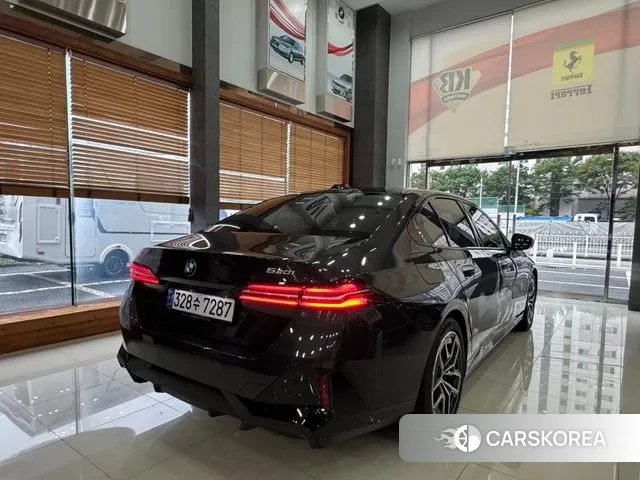 BMW 5 Series (G60) id 3026705 из Кореи 12