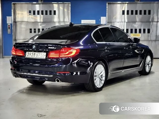 BMW 5 Series (G30) id 3197877 из Кореи 12