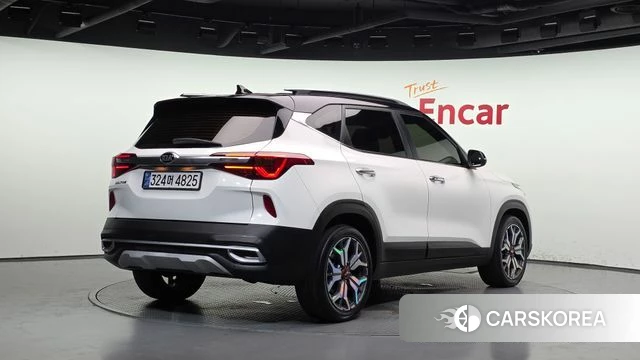 Kia Seltos id 4741493 из Кореи 12