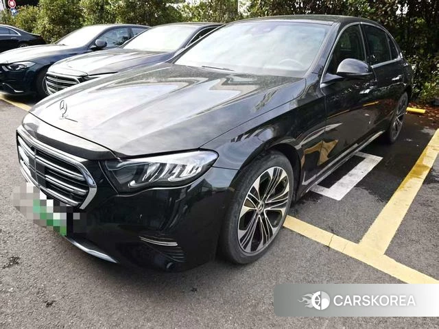 Mercedes-Benz E-class PHEV 2024 Черный из Китая, фото 2