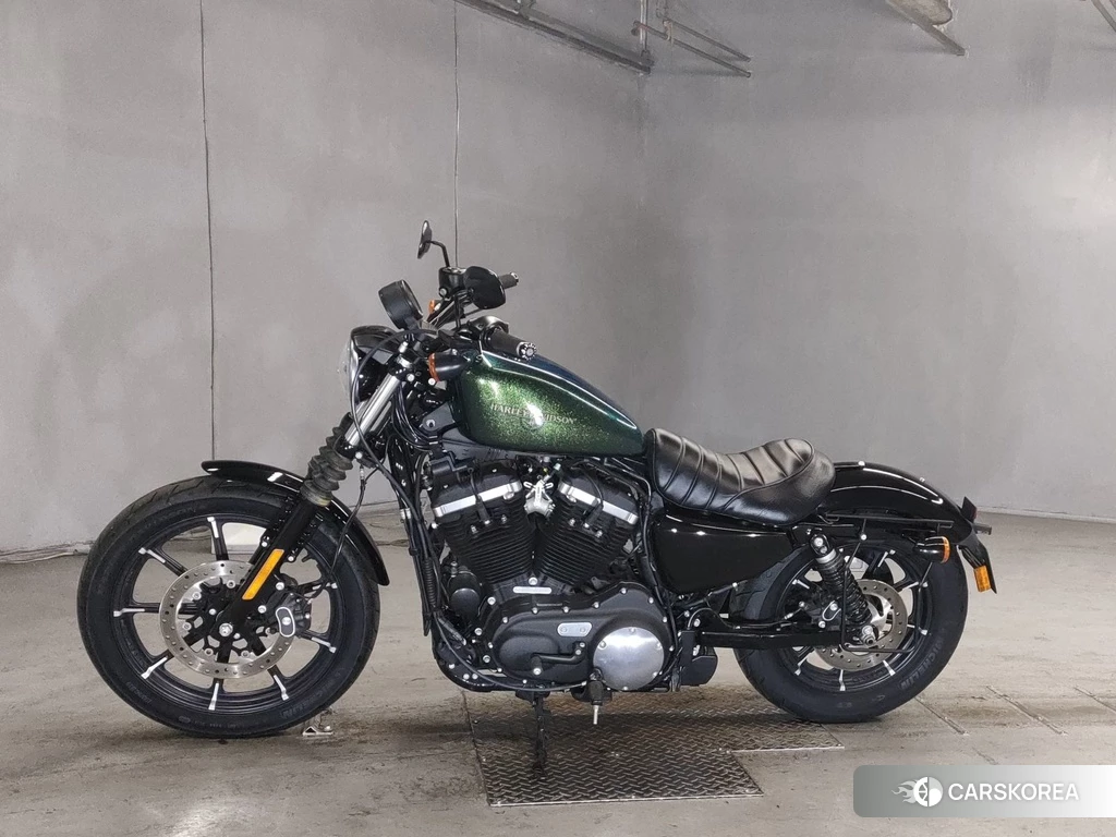 Проданный Harley-Davidson Sportster XL883N 2018 из Японии