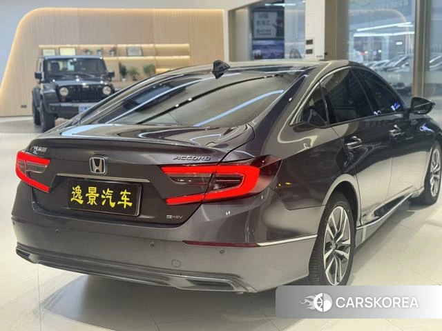 Honda Accord id 4273979 из Китая 12