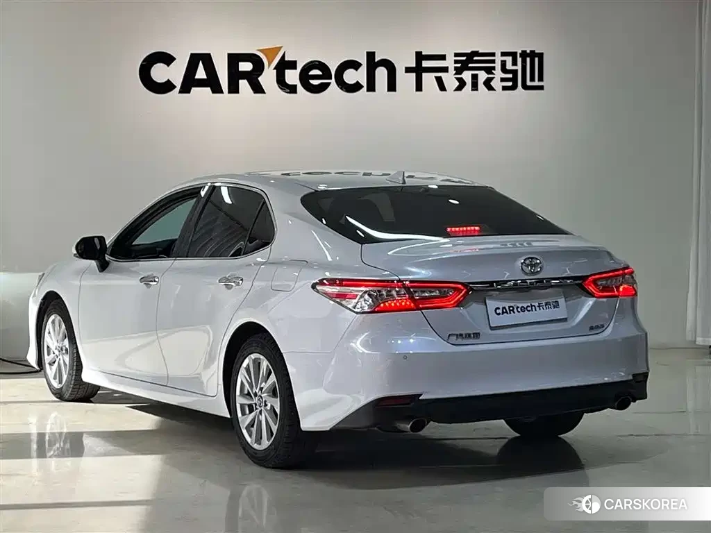 Toyota Camry id 4548208 из Китая 12