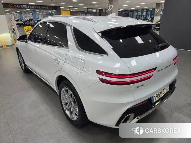 Genesis GV70 id 3354271 из Кореи 12