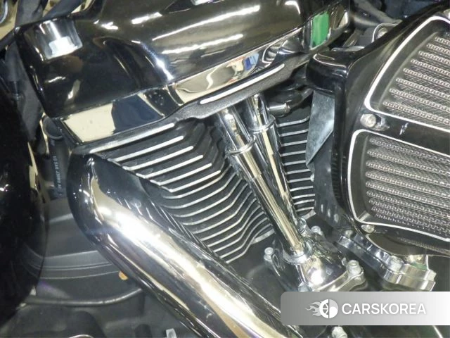 Engine photo