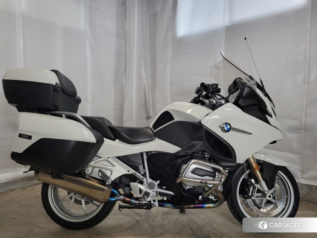 Проданный BMW R1200RT 2017 из Японии, фото 2