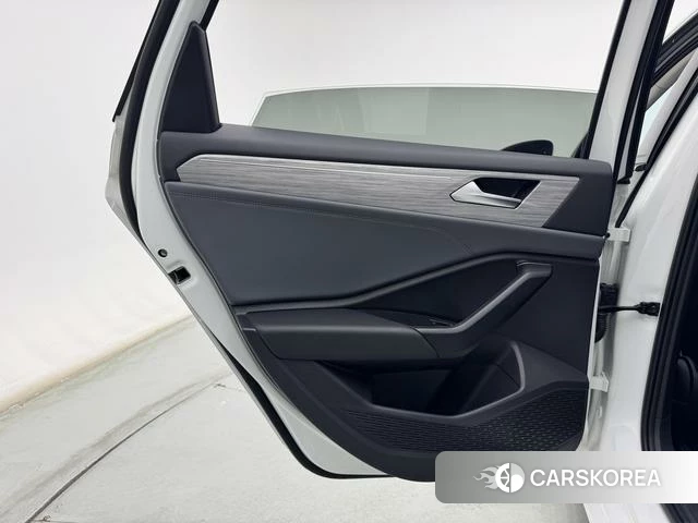Volkswagen Sagitar id 4276322 из Китая 12