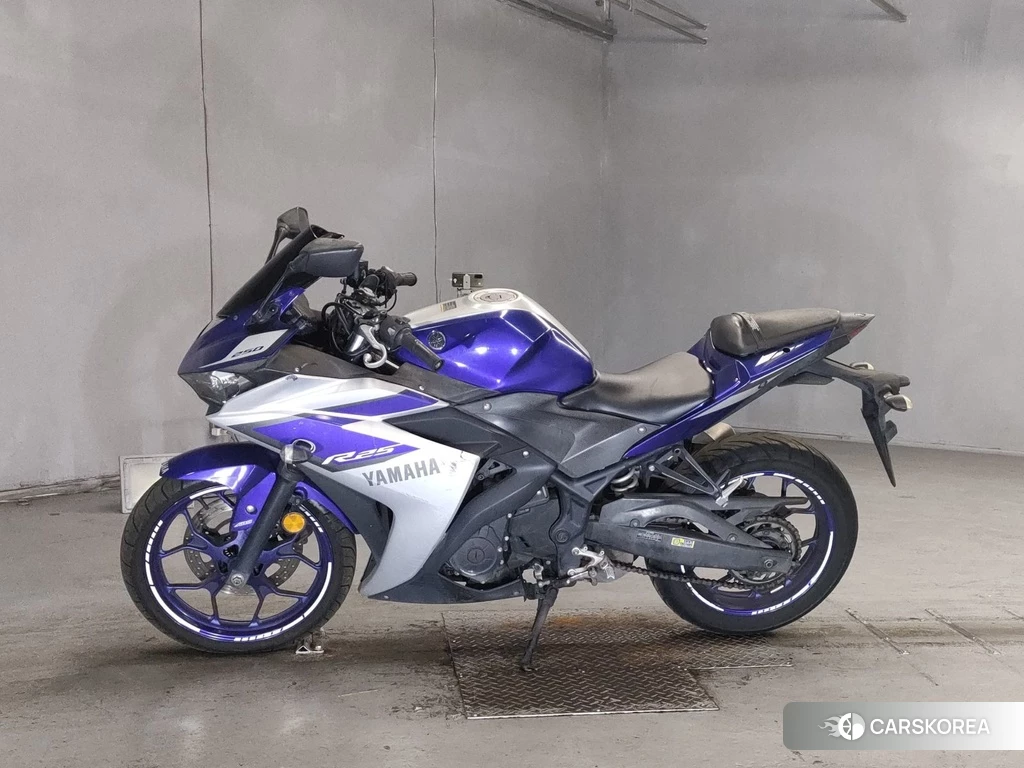 Проданный Yamaha YZF-R25 2015 из Японии, фото 2