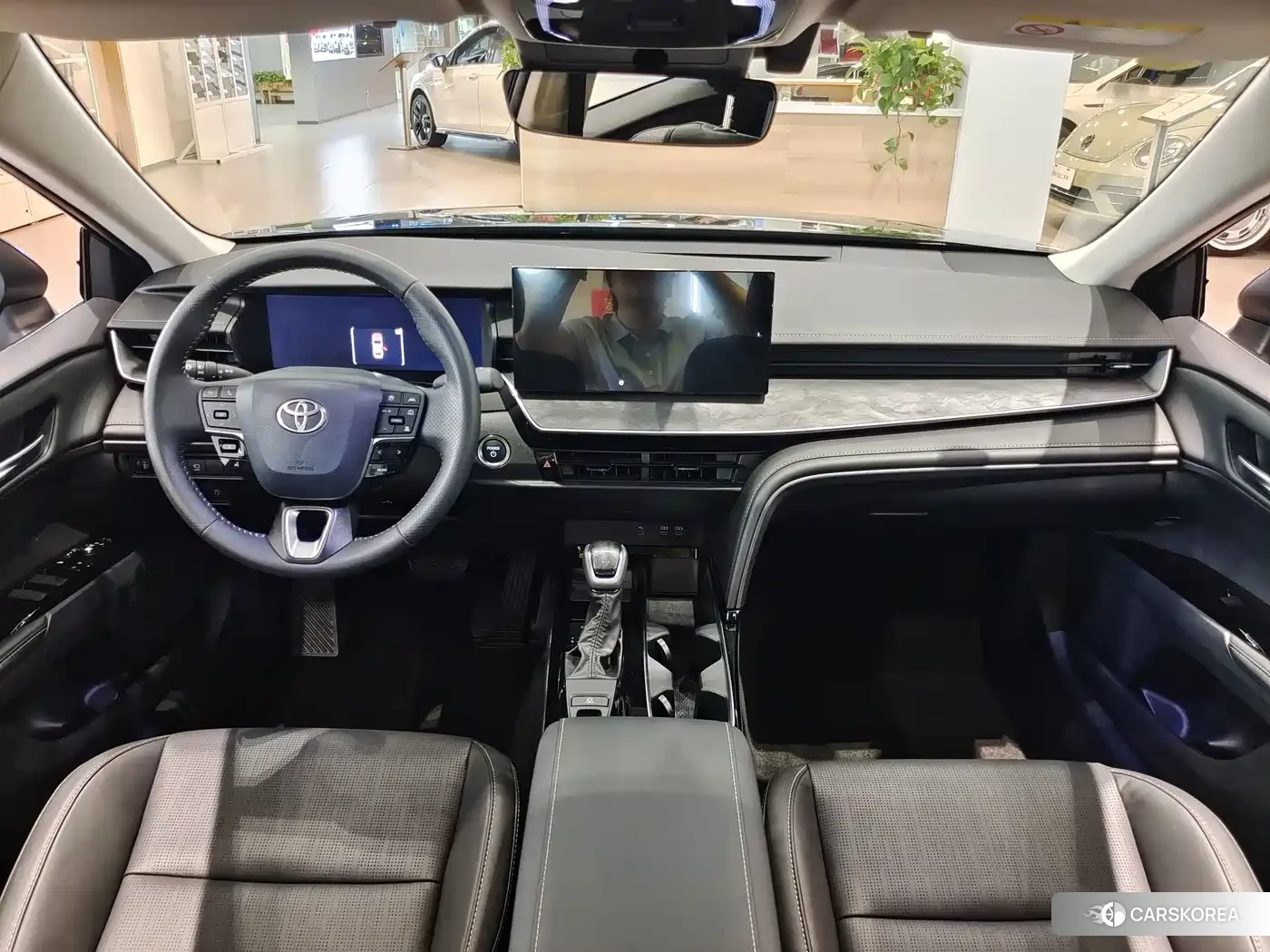 Toyota Camry 2025 Черный из Китая, фото 2