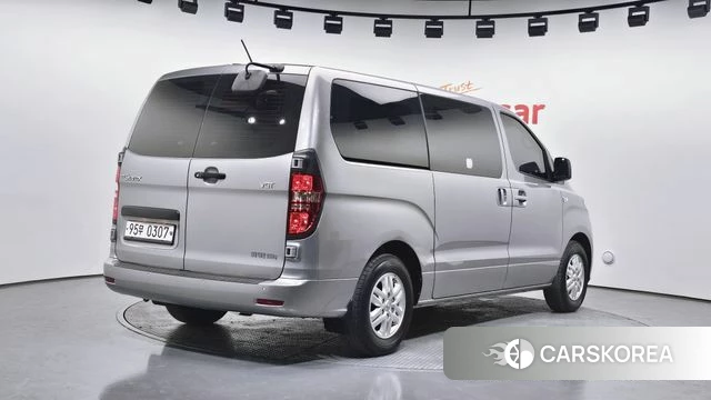 Hyundai The New Grand Starex id 3820792 из Кореи 12
