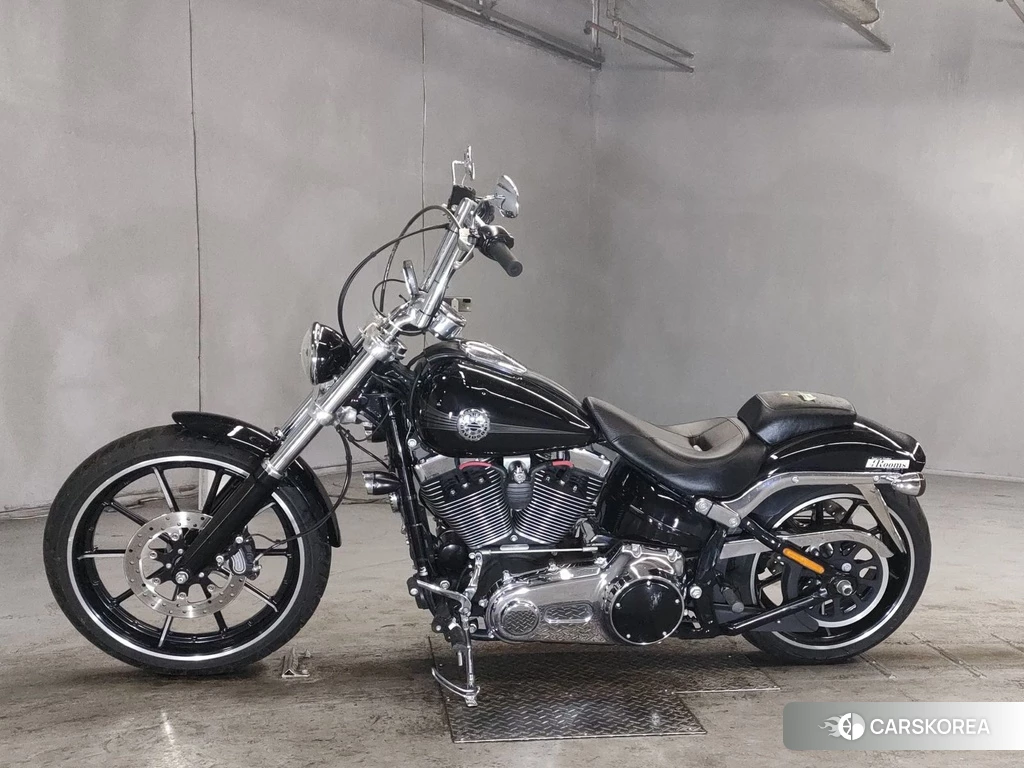 Проданный Harley-Davidson Softail Breakout FXSB 2014 из Японии, фото 2