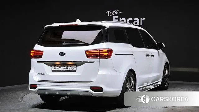 Kia The New Carnival id 2427233 из Кореи 12