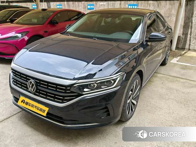 Volkswagen Passat 2022 Черный из Китая, фото 2