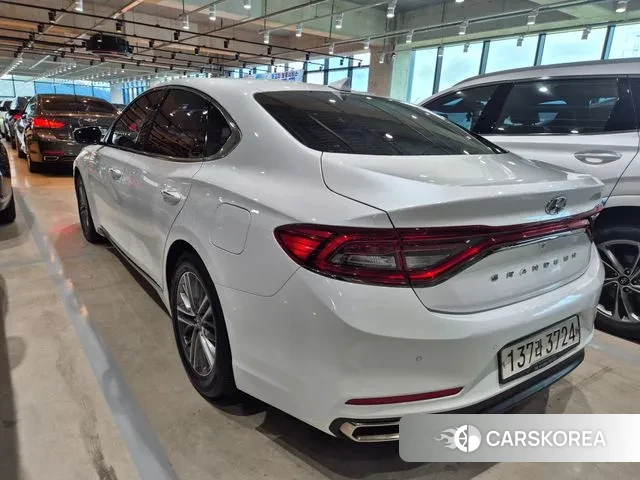 Hyundai Grandeur IG id 3229777 из Кореи 12