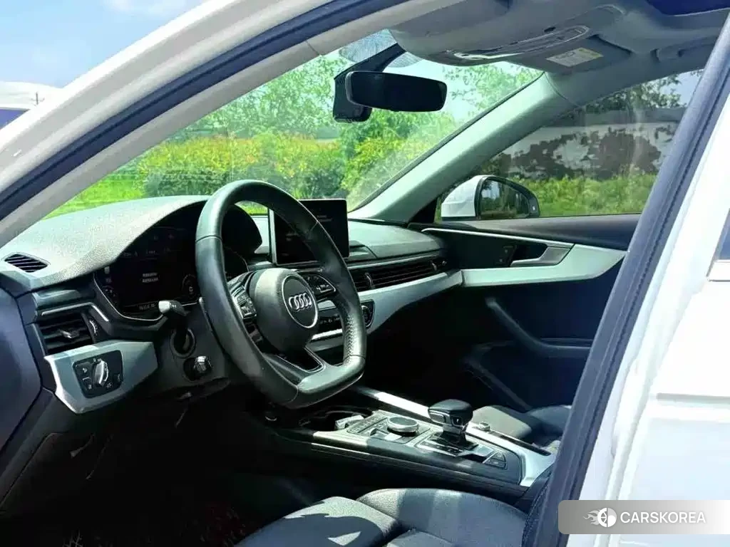 Audi A4L 2018 Белый из Китая, фото 4