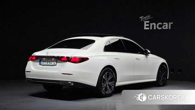 Mercedes-Benz E-Class W214 id 4314930 из Кореи 12