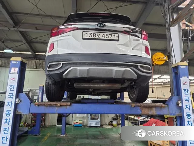 Kia Seltos 2020 Белый из Кореи, фото 2