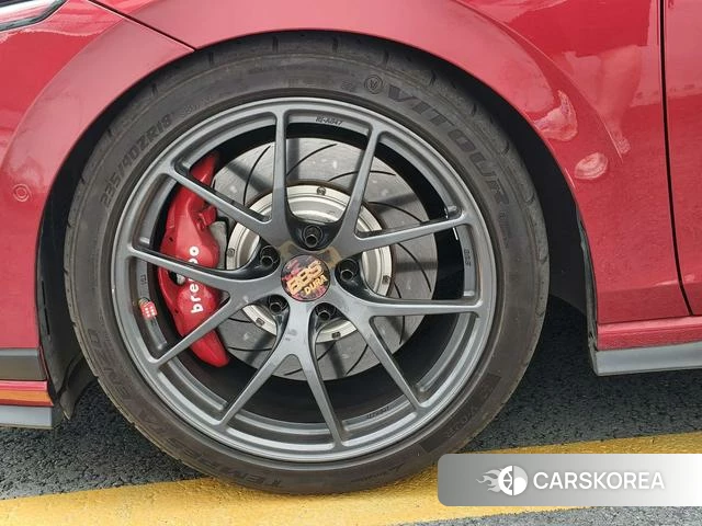 Volkswagen Golf GTI id 4301080 из Китая 7