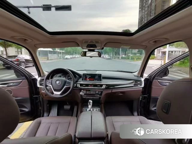BMW X5 (imported) 2018 Коричневый из Китая, фото 2