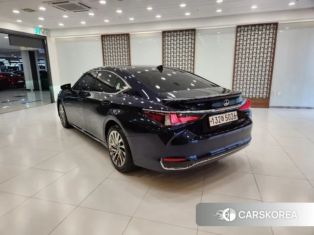 Lexus ES300h 7th generation id 3732472 из Кореи 7