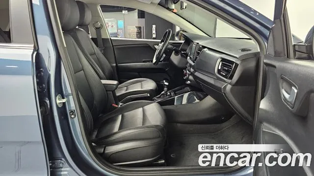 Kia Stonic id 2659490 из Кореи 12