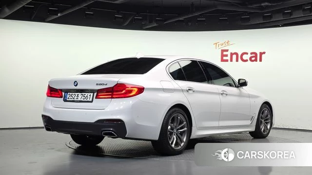 BMW 5 Series (G30) id 4703627 из Кореи 12